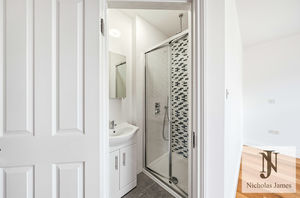 Photo 27- click for photo gallery